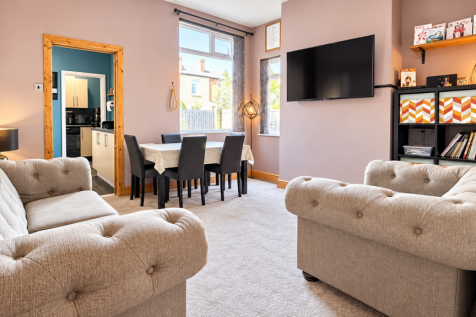 Lounge image 1.png