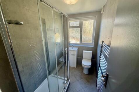 Bathroom.jpeg