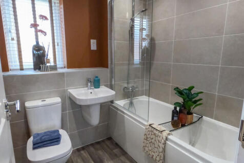 Bathroom | 3 Bedroom Show Home