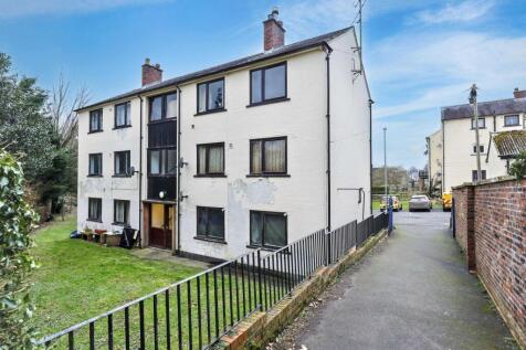 Flat 14 Well Meadow, Brampton, Carlisle, Cumbria,  CA8 1UW