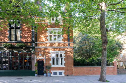 London, SE1 - property photo