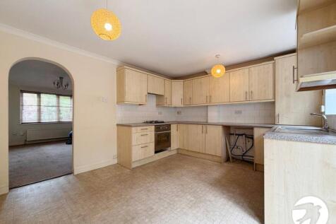 Walsham Road, Chatham, Kent, ME5 photo 4