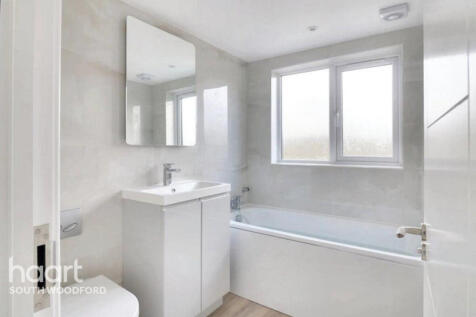 Uplands Road, Woodford green photo 3