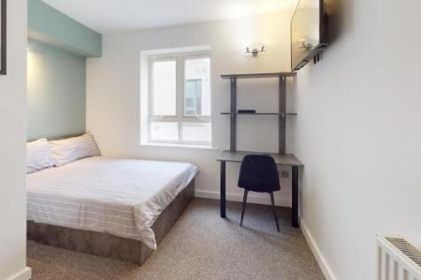 5-bed house on Orchard Street, Loughborough, £2,405/mo