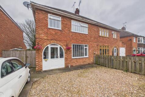 3 Bedroom Semi-Detached House - For Sale