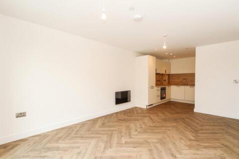 LIVING/KITCHEN