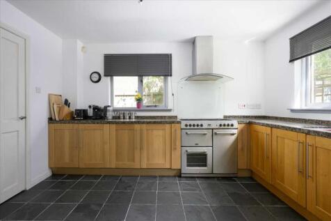 Breakfasting Kitchen