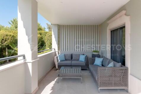 The Crest Fully Renovated 5 bed Villa For Sale (27)