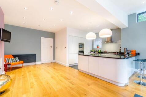 Annesley Road, Blackheath, London, SE3 photo 4
