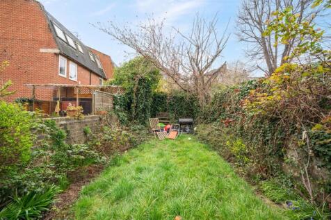 17A Berriman Road N7 7PN-No Watermark-7.jpg