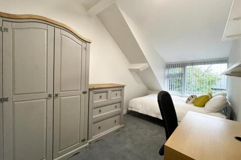Flat 5-7.jpg