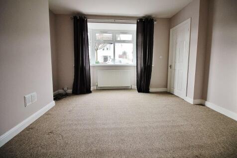Warstones Crescent, Wolverhampton, WV4 photo 3