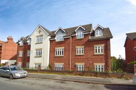 2 Lloyd Court, fr...