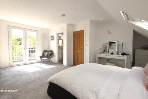 4 Bedroom Semi Detached House