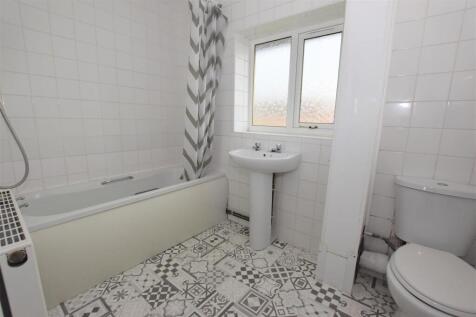 Caledon Close, Hull photo 4