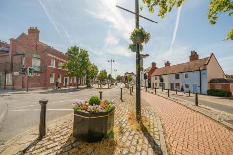 Guildgate House 7a, Shute End, Wokingham, RG40 photo 2
