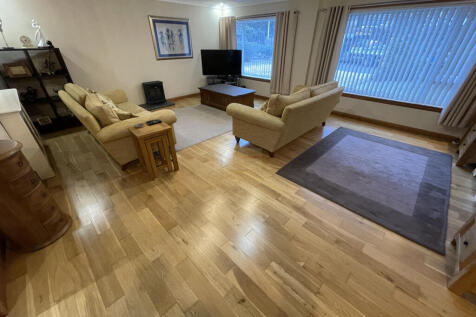 Lounge a.JPG