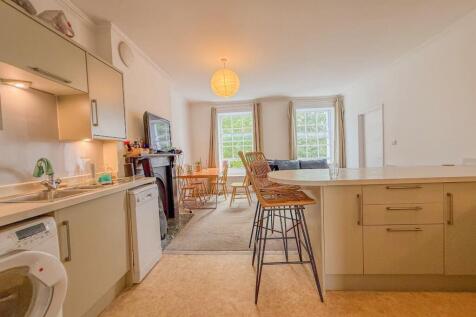 Kitchen/Reception