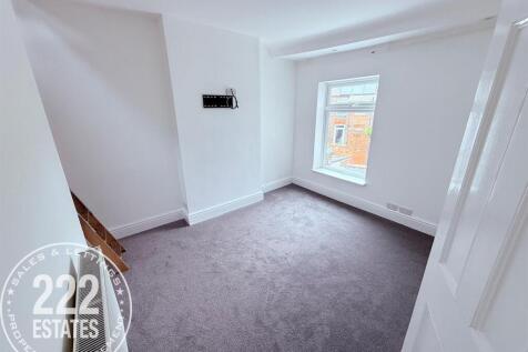 PHOTO-2025-08-19-14-24-22 (4).jpg