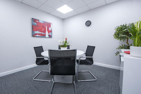 Office to rent Image 4
