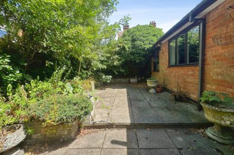 Courtyard Garden