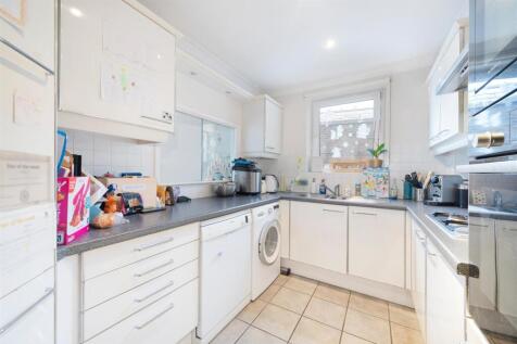 Sherwood Court , ph7.jpg