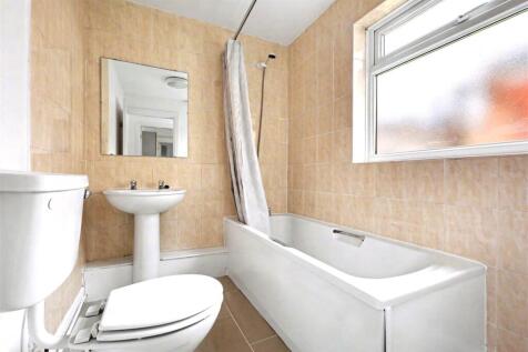 Bathroom_1.jpeg