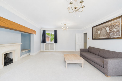 Half Acre, Hitchin photo 4