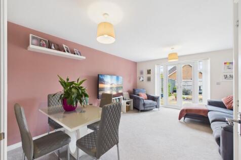Lounge/ Dining room
