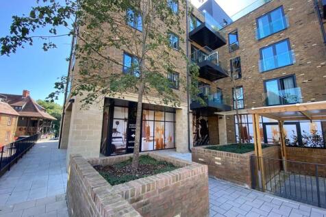 Unit 1 Lion Wharf - Old Isleworth (2).jpg