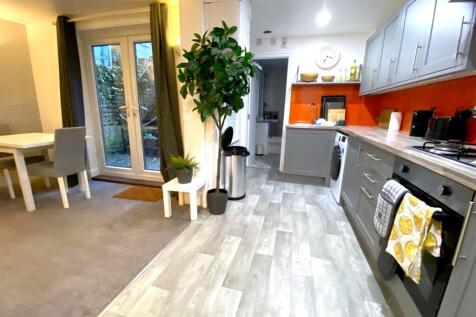 Kitchen / Living Spa