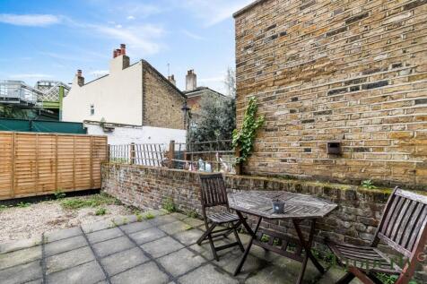 Chaseley Street, London, E14 photo 4