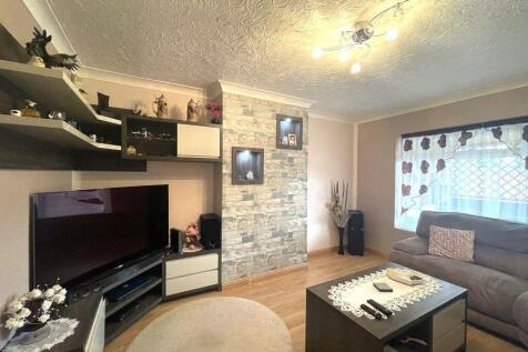 Sycamore Avenue, Peterborough photo 3