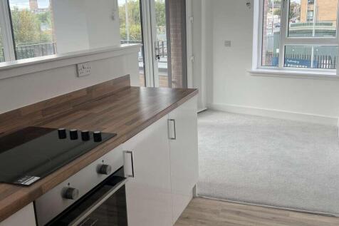 Flat 2/1, 60 Maxwell Road, Glasgow photo 3