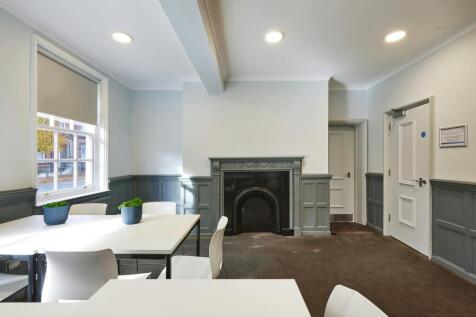 WHITE HOUSE_HLA8552_HR.jpg