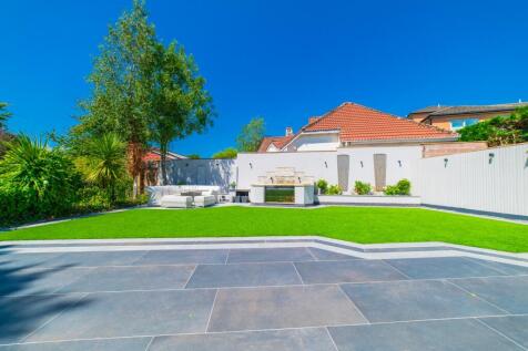 Award-winning Media team on EVERY Listing_18