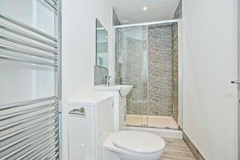 Communual Bathroom