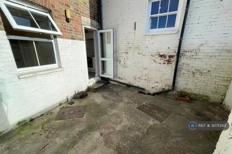 Rear Courtyard