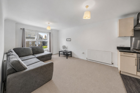 Dining / Living Room