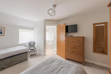 Serendipity, Station Road, Ibstock