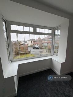 Sitting Room Close Up