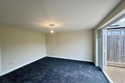 Hawkhurst Close, Eastbourne photo 3