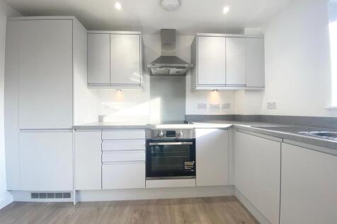 Kitchen 2.jpg