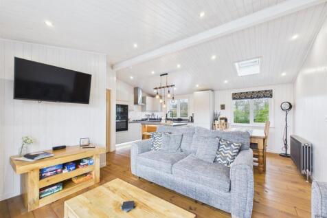 Open Plan Living/Kitchen/Dining Area