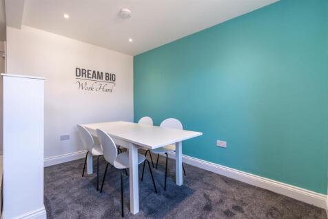 Available August 2027, £165pppw -  Oakland Road, Jesmond, NE2 photo 4