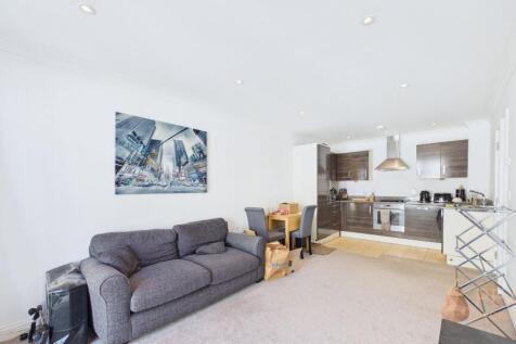 Open Plan Kitchen / Living Room