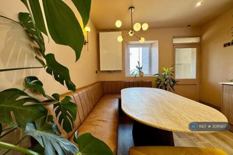 Communal Dining