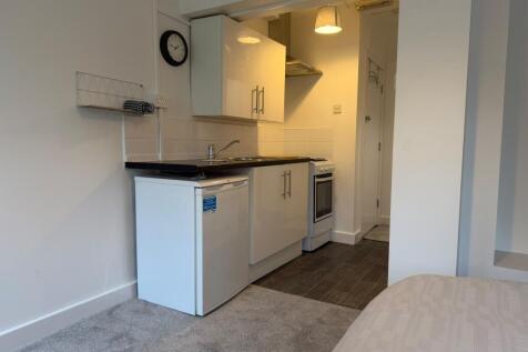 Room 3 101 Old Liverpool Road, Warrington photo 4