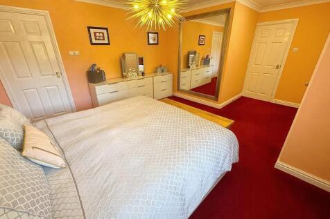 Facetune_11-07-20...