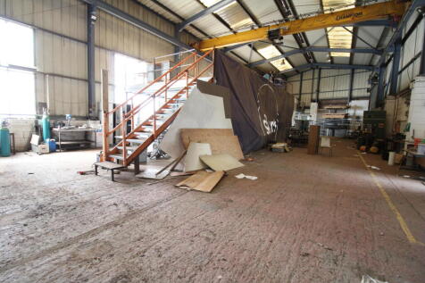 Commercial Property to rent Image 7